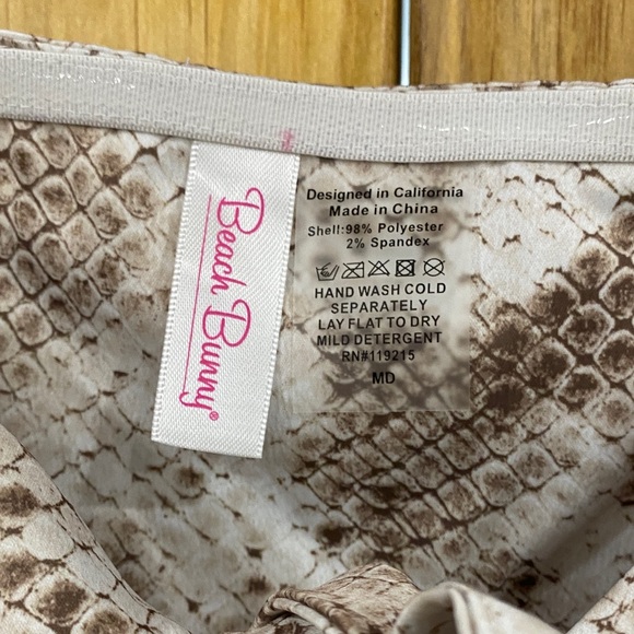 Beach Bunny Beige Snake Print Crop Top-EUC - Picture 2 of 4